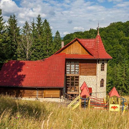 Альпина Hotell Jaremtje Exteriör bild