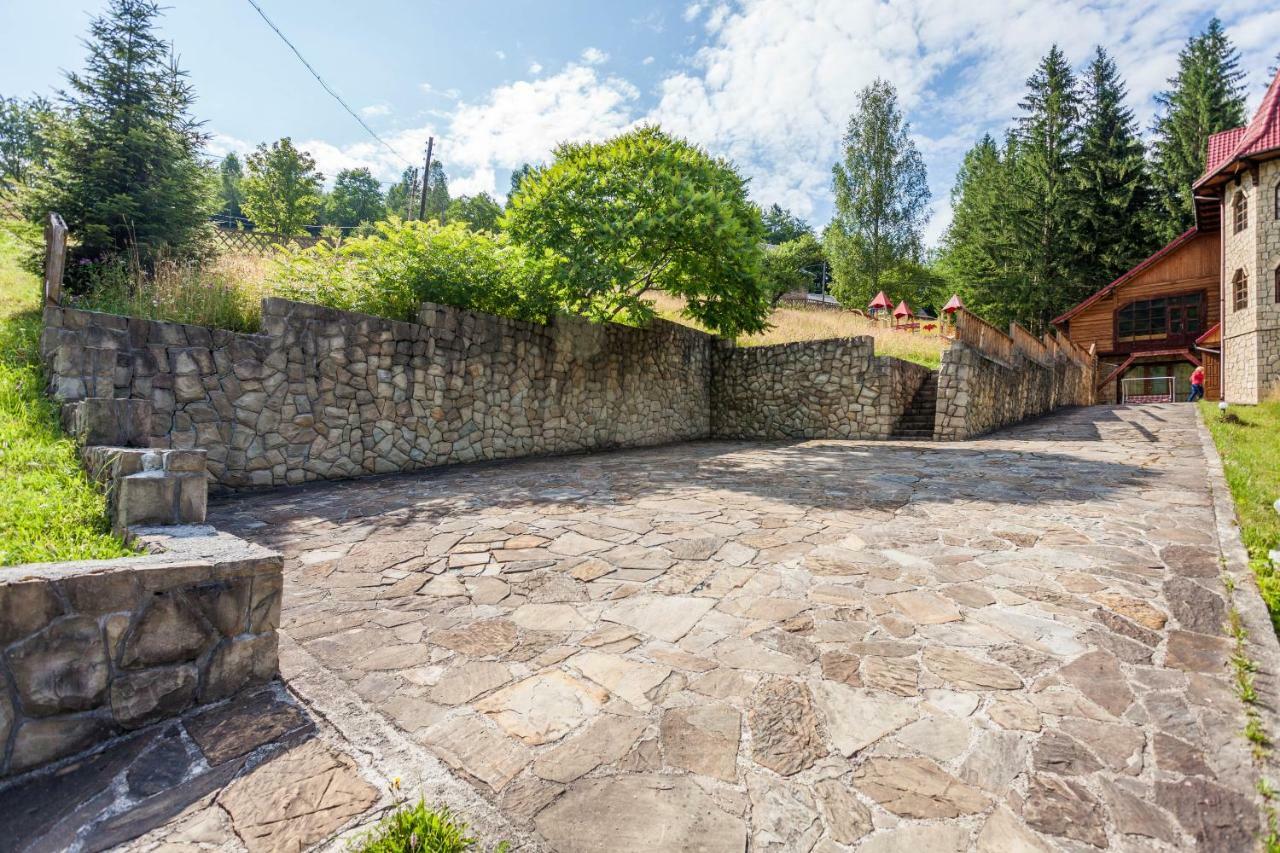 Альпина Hotell Jaremtje Exteriör bild